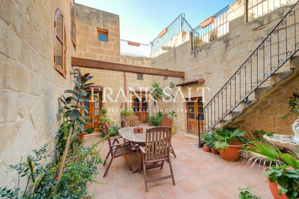 Qormi, 4 Bedrooms Bedrooms, ,4 BathroomsBathrooms,For Sale,FRSA-511296