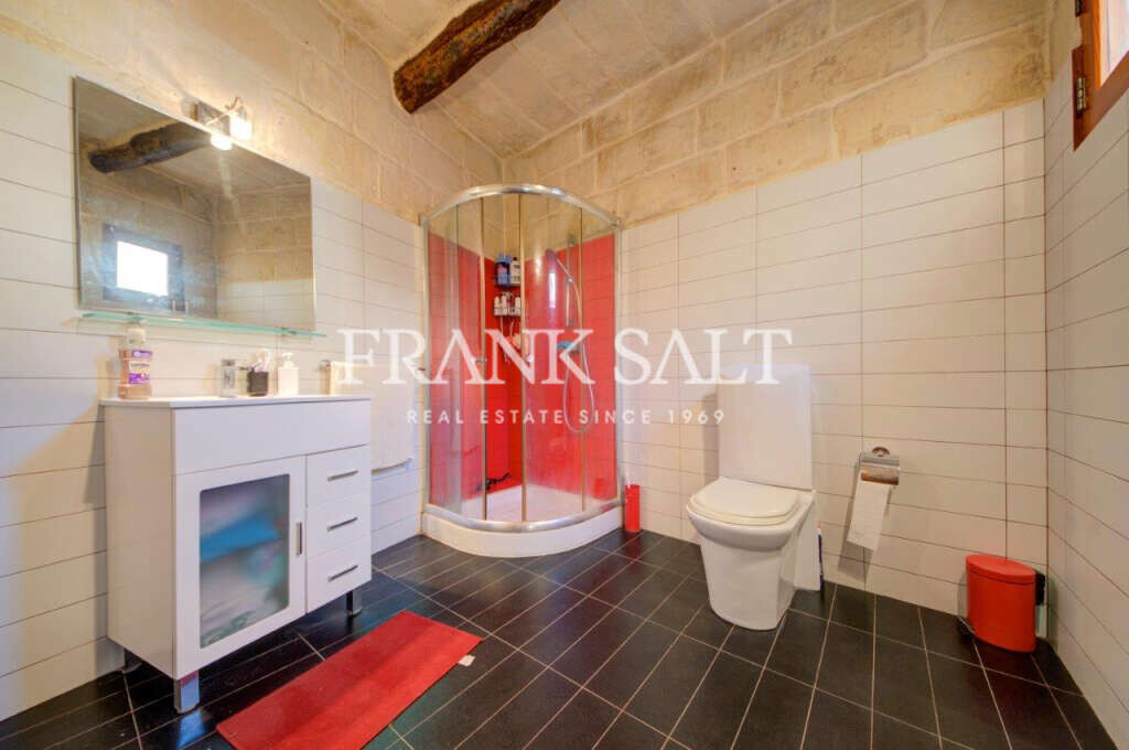 Qormi, 4 Bedrooms Bedrooms, ,4 BathroomsBathrooms,For Sale,FRSA-511296