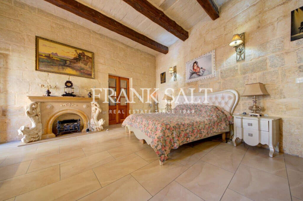 Qormi, 4 Bedrooms Bedrooms, ,4 BathroomsBathrooms,For Sale,FRSA-511296