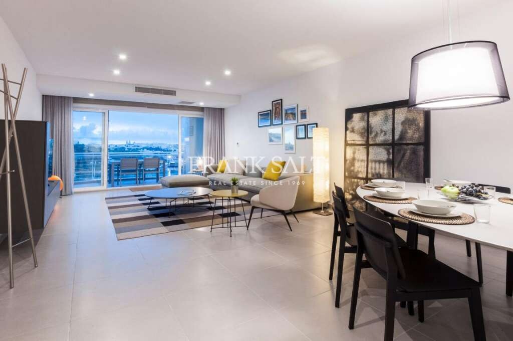 Sliema, 2 Bedrooms Bedrooms, ,1 BathroomBathrooms,For Sale,FRSA-036845