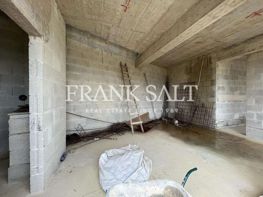 Iz-Zebbug, Gozo, 3 Bedrooms Bedrooms, ,For Sale,FRSA-115058