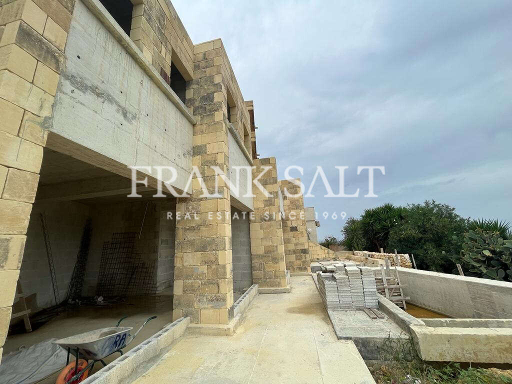Iz-Zebbug, Gozo, 3 Bedrooms Bedrooms, ,For Sale,FRSA-115058