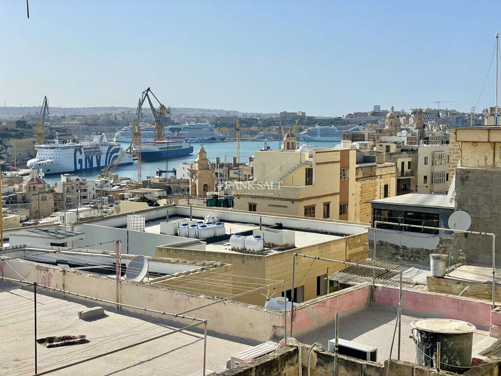 Cospicua, 3 Bedrooms Bedrooms, ,2 BathroomsBathrooms,For Sale,FRSA-425051