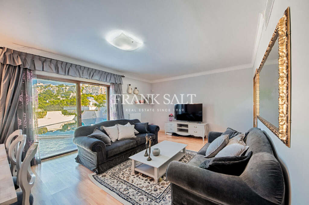 Mellieha, 5 Bedrooms Bedrooms, ,2 BathroomsBathrooms,For Sale,FRSA-039585