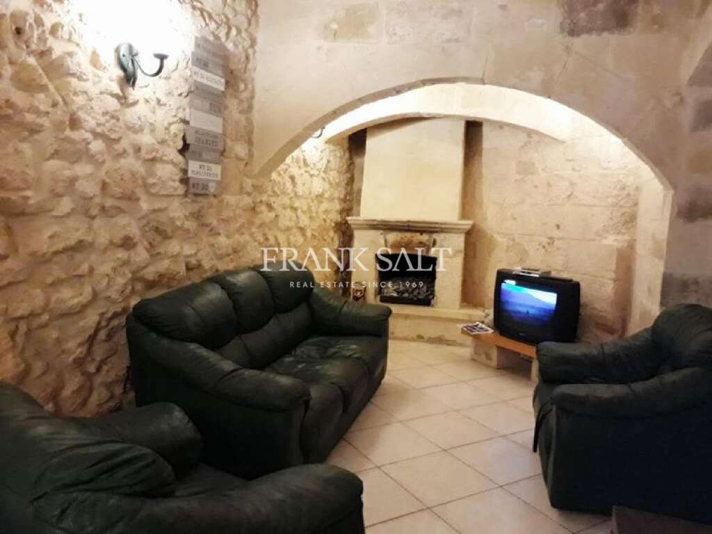 Rabat, 3 Bedrooms Bedrooms, ,2 BathroomsBathrooms,For Sale,FRSA-413524