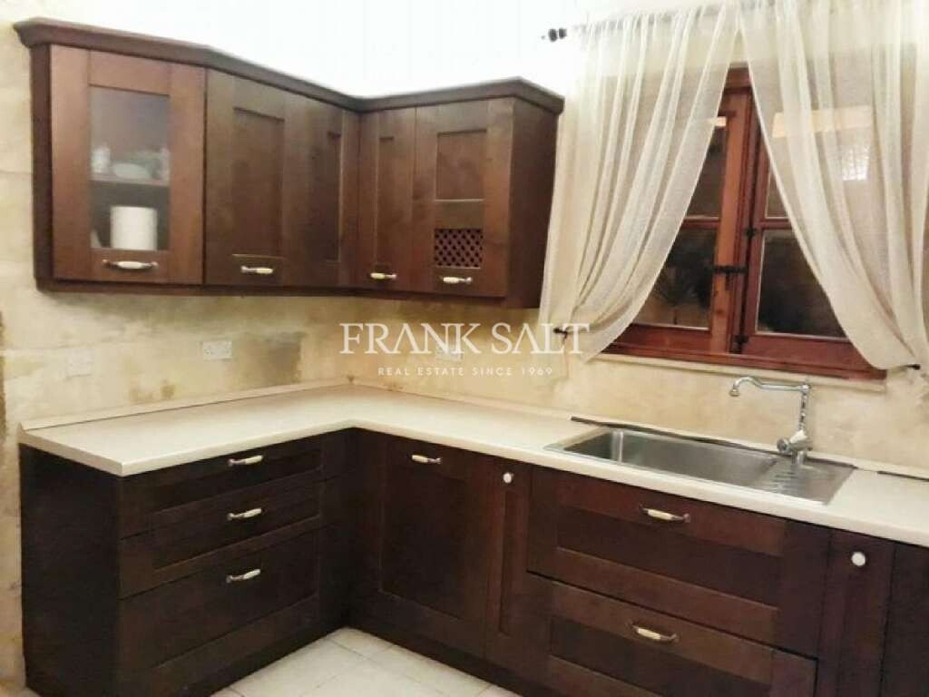 Rabat, 3 Bedrooms Bedrooms, ,2 BathroomsBathrooms,For Sale,FRSA-413524