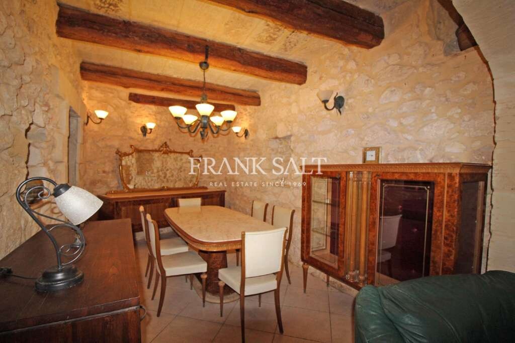 Rabat, 3 Bedrooms Bedrooms, ,2 BathroomsBathrooms,For Sale,FRSA-413524