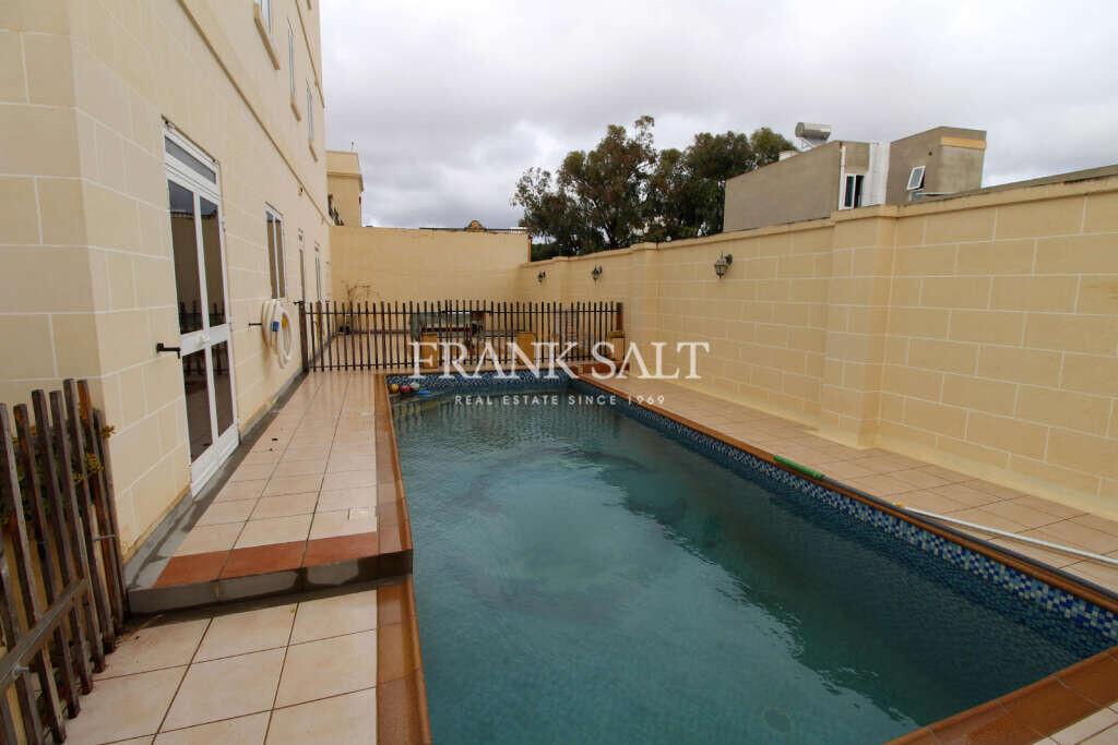 Attard, 3 Bedrooms Bedrooms, ,1 BathroomBathrooms,For Sale,FRSA-617719