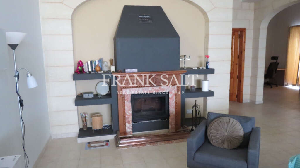 Zabbar, 3 Bedrooms Bedrooms, ,2 BathroomsBathrooms,For Sale,FRSA-216208