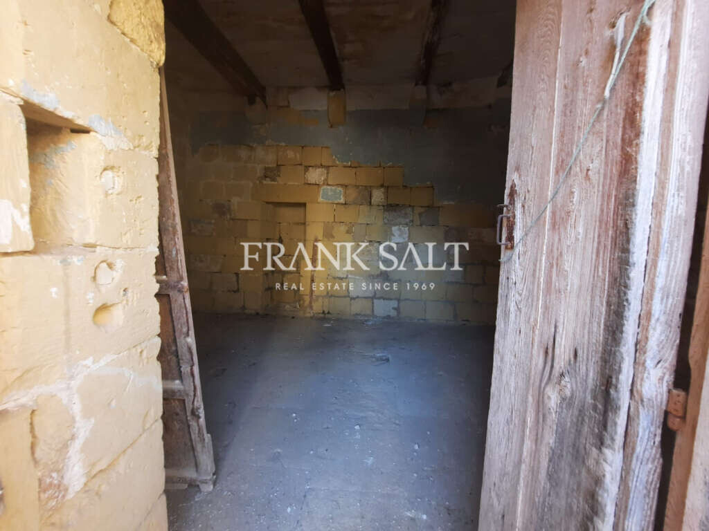 Kercem, Gozo, 4 Bedrooms Bedrooms, ,For Sale,FRSA-160323