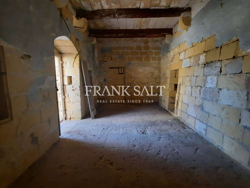 Kercem, Gozo, 4 Bedrooms Bedrooms, ,For Sale,FRSA-160323