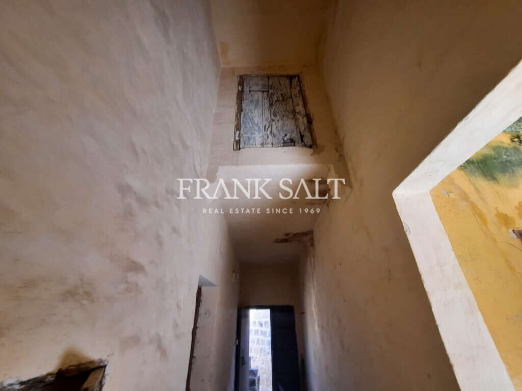 Kercem, Gozo, 4 Bedrooms Bedrooms, ,For Sale,FRSA-160323