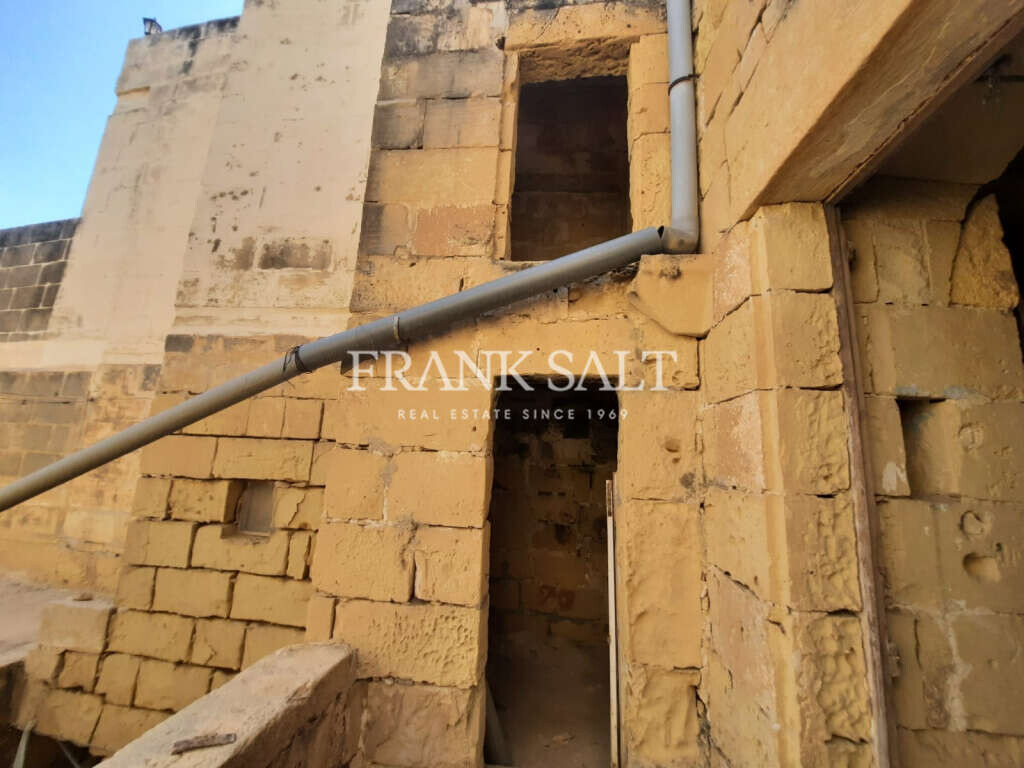 Kercem, Gozo, 4 Bedrooms Bedrooms, ,For Sale,FRSA-160323