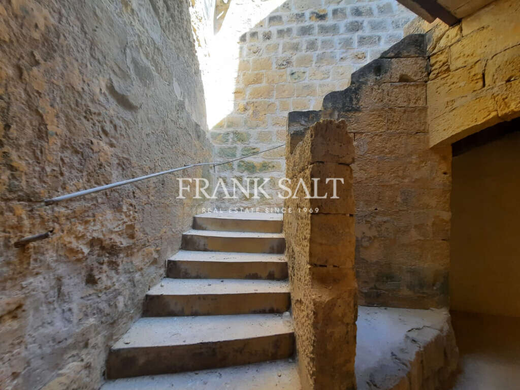 Kercem, Gozo, 4 Bedrooms Bedrooms, ,For Sale,FRSA-160323