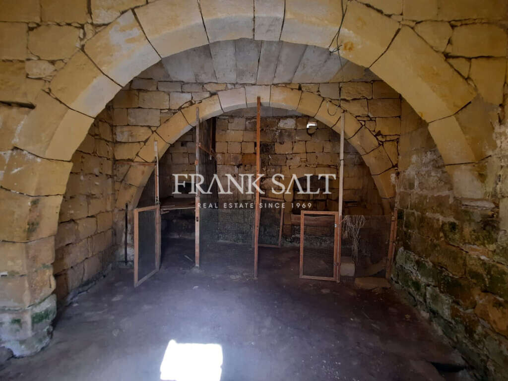 Kercem, Gozo, 4 Bedrooms Bedrooms, ,For Sale,FRSA-160323