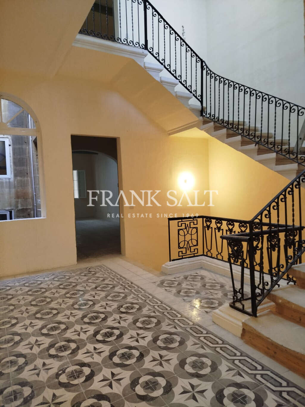 Hamrun, 14 Bedrooms Bedrooms, ,2 BathroomsBathrooms,For Sale,FRSA-916494 Hamrun, 14 Bedrooms Bedrooms, ,2 BathroomsBathrooms,For Sale,FRSA-916494