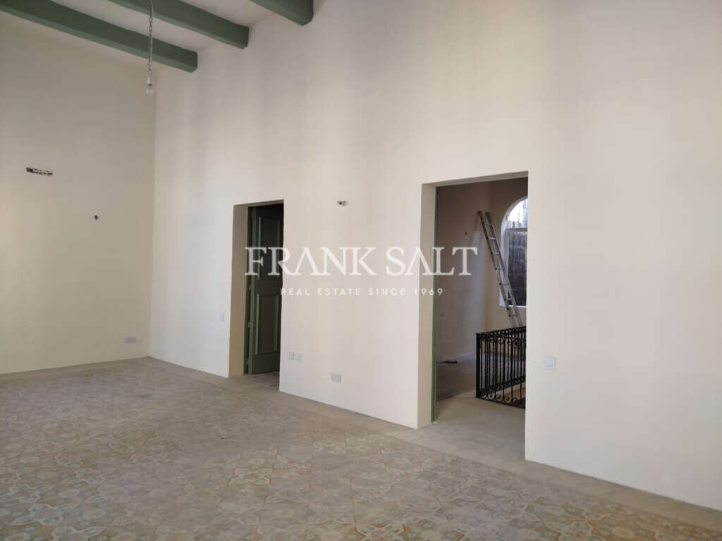 Hamrun, 14 Bedrooms Bedrooms, ,2 BathroomsBathrooms,For Sale,FRSA-916494