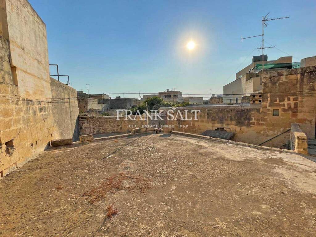 Zurrieq, 3 Bedrooms Bedrooms, ,For Sale,FRSA-425371