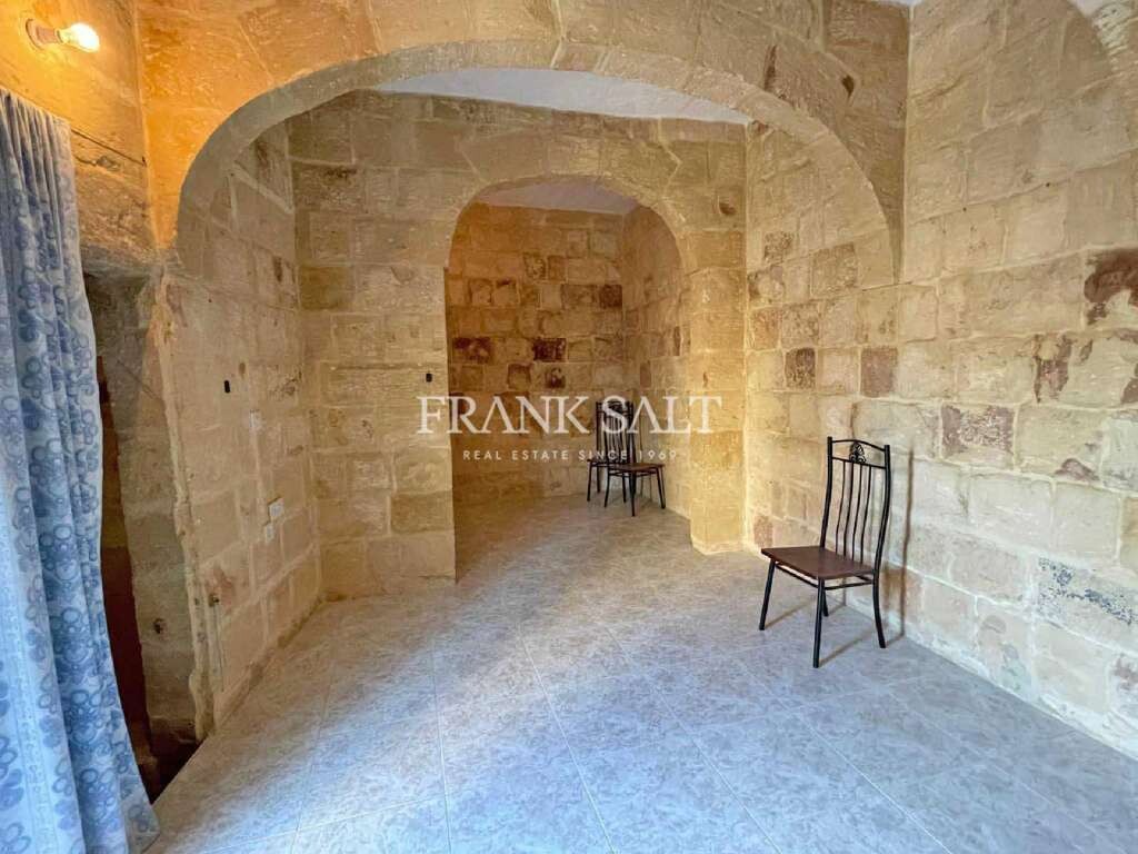 Zurrieq, 3 Bedrooms Bedrooms, ,For Sale,FRSA-425371