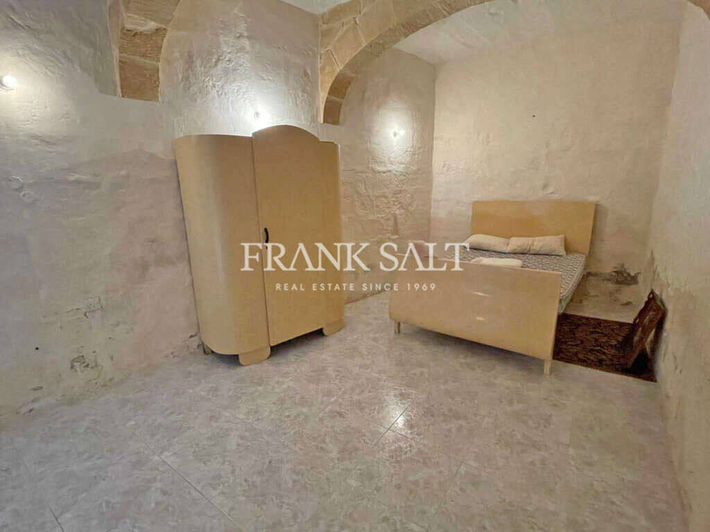 Zurrieq, 3 Bedrooms Bedrooms, ,1 BathroomBathrooms,For Sale,FRSA-425370