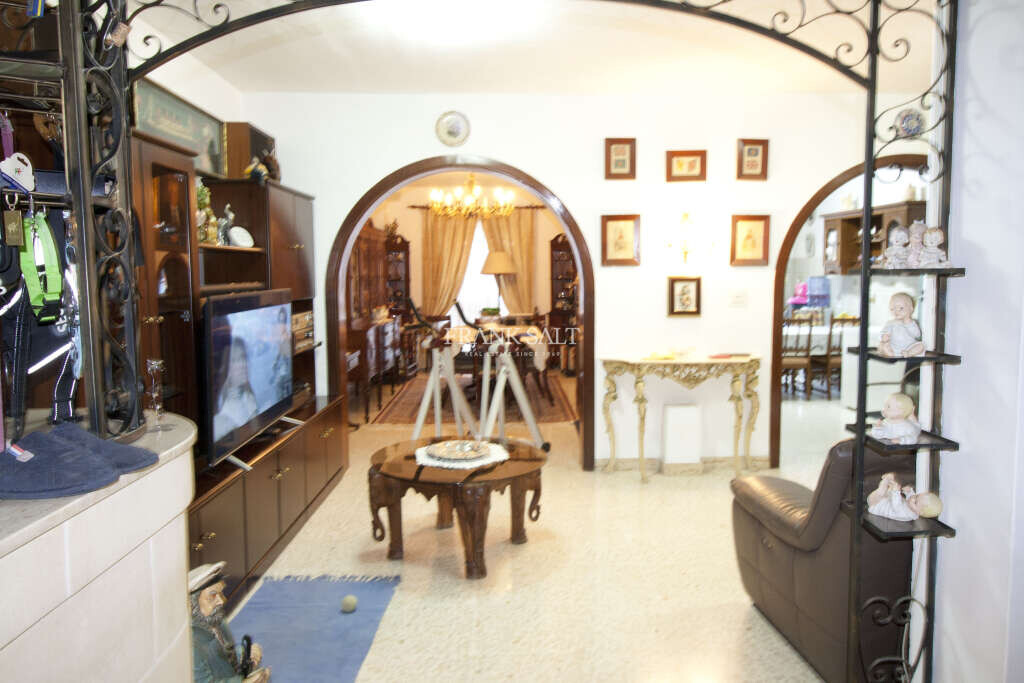 San Gwann, 3 Bedrooms Bedrooms, ,2 BathroomsBathrooms,For Sale,FRSA-817762