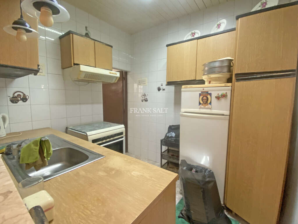 Qormi, 2 Bedrooms Bedrooms, ,For Sale,FRSA-353607