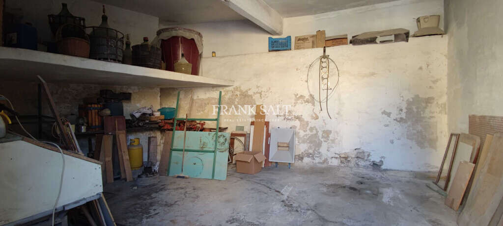 Qormi, 4 Bedrooms Bedrooms, ,For Sale,FRSA-425258