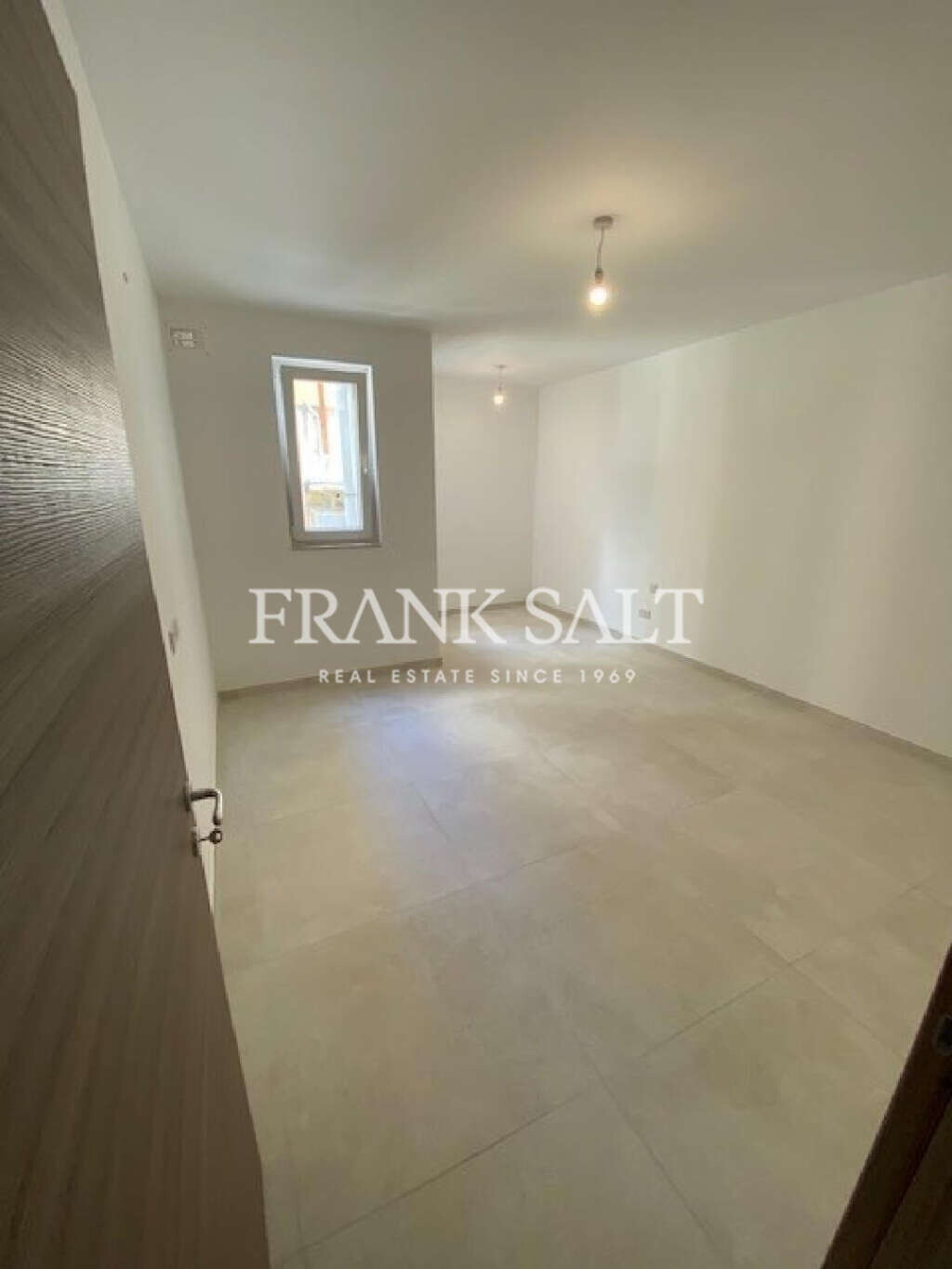 Sliema, 2 Bedrooms Bedrooms, ,For Sale,FRSA-043006