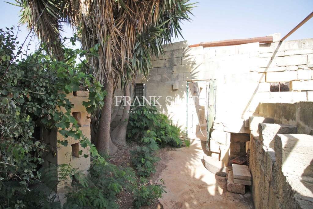 Xghajra, 2 Bedrooms Bedrooms, ,1 BathroomBathrooms,For Sale,FRSA-425209