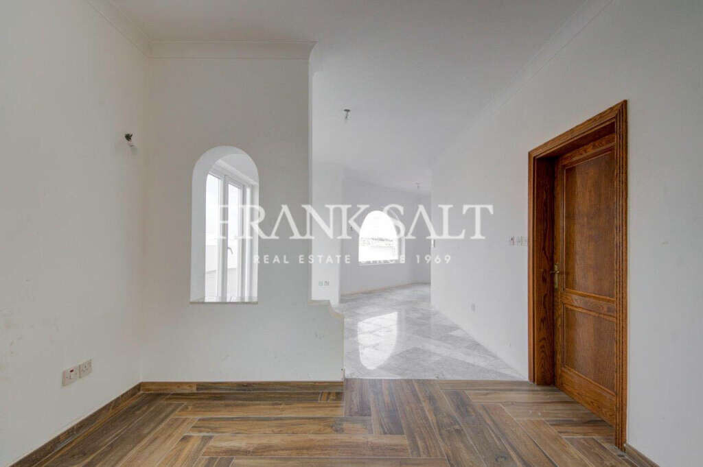 Sliema, 2 Bedrooms Bedrooms, ,2 BathroomsBathrooms,For Sale,FRSA-321601