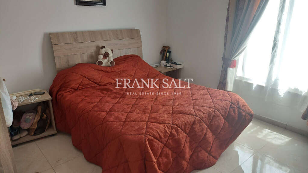 Birzebbugia, 2 Bedrooms Bedrooms, ,For Sale,FRSA-321606