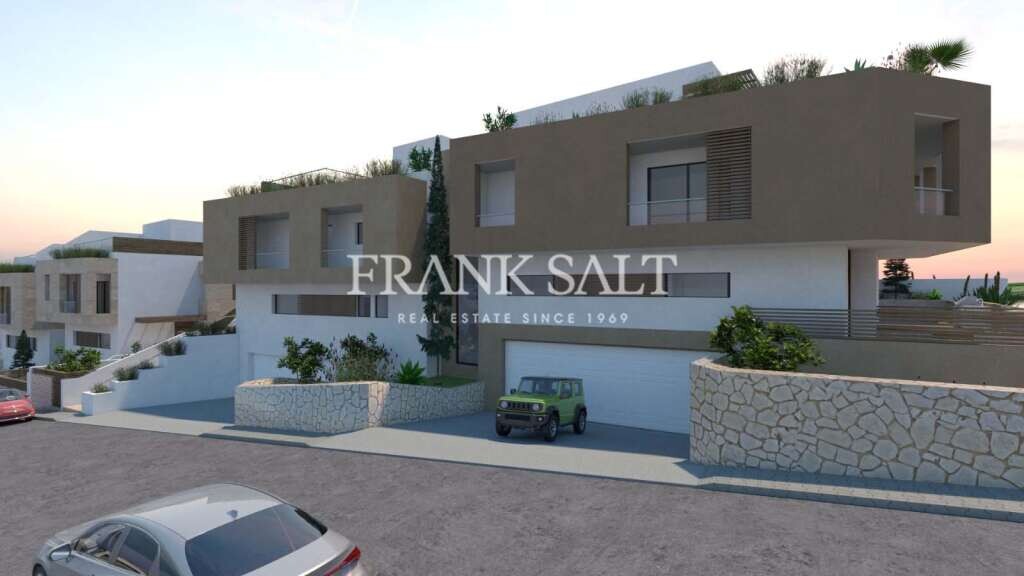 Madliena, 3 Bedrooms Bedrooms, ,2 BathroomsBathrooms,For Sale,FRSA-916418