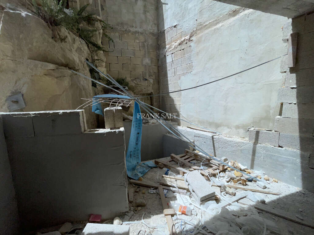 St Julians, 3 Bedrooms Bedrooms, ,1 BathroomBathrooms,For Sale,FRSA-321584