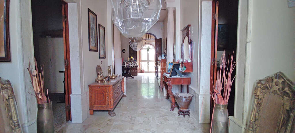 Marsa, 4 Bedrooms Bedrooms, ,1 BathroomBathrooms,For Sale,FRSA-425153