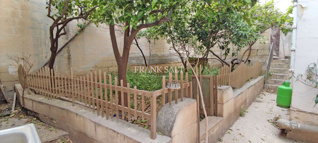 Marsa, 4 Bedrooms Bedrooms, ,1 BathroomBathrooms,For Sale,FRSA-425153