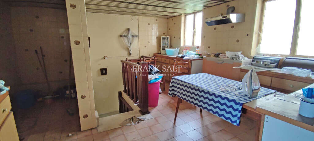 Marsa, 4 Bedrooms Bedrooms, ,1 BathroomBathrooms,For Sale,FRSA-425153