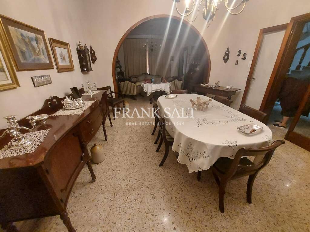 Birkirkara, 4 Bedrooms Bedrooms, ,For Sale,FRSA-042843