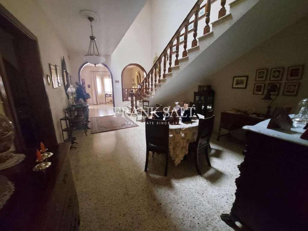 Birkirkara, 4 Bedrooms Bedrooms, ,For Sale,FRSA-042843