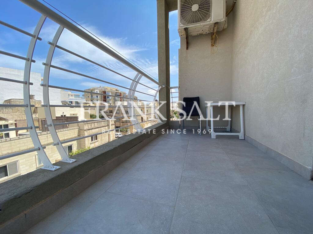 Swieqi, 3 Bedrooms Bedrooms, ,2 BathroomsBathrooms,For Sale,FRSA-313805