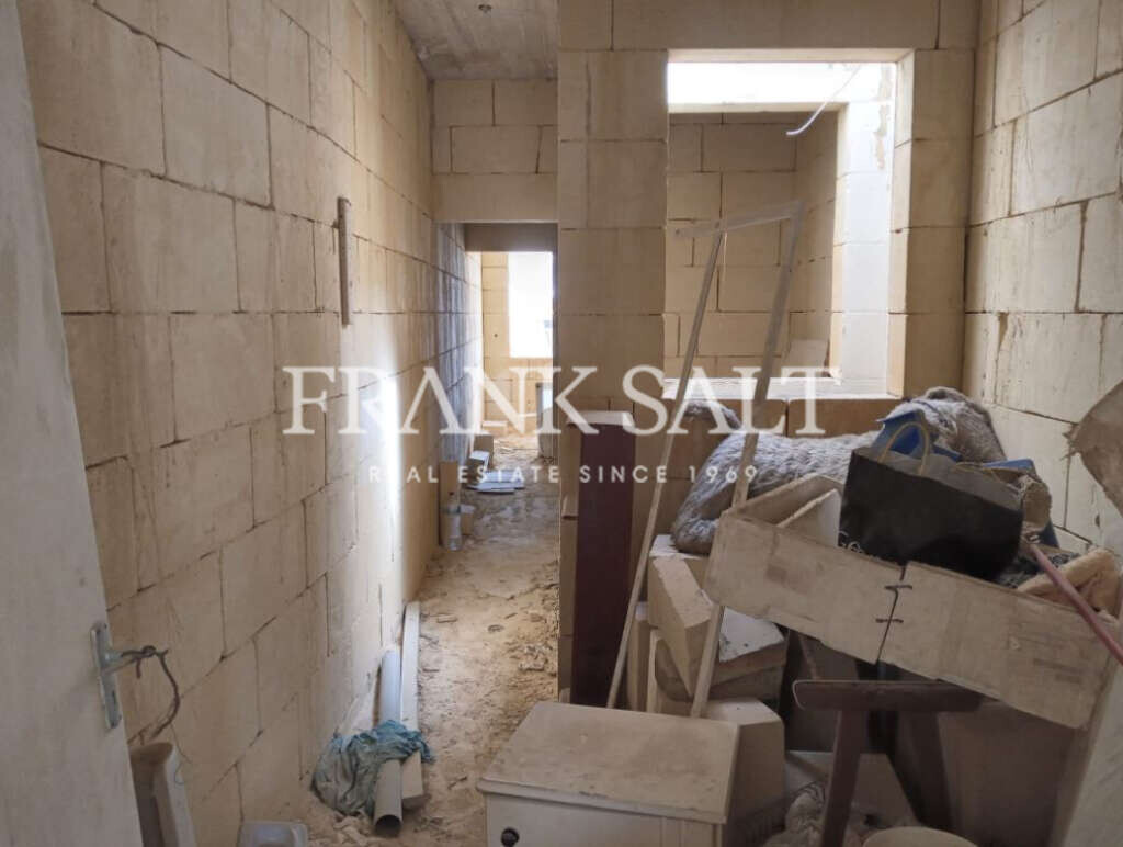 Marsalforn, Gozo, 1 Bedroom Bedrooms, ,1 BathroomBathrooms,For Sale,FRSA-160239