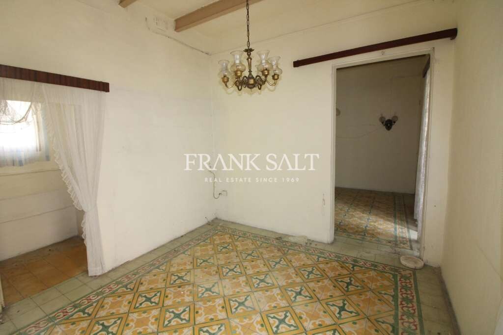 Hamrun, 4 Bedrooms Bedrooms, ,4 BathroomsBathrooms,For Sale,FRSA-619208