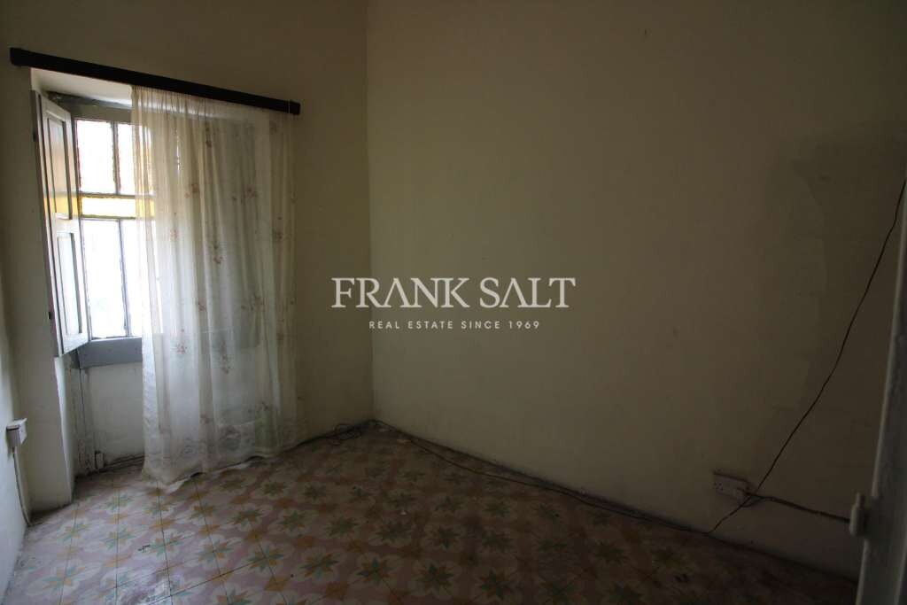 Hamrun, 4 Bedrooms Bedrooms, ,4 BathroomsBathrooms,For Sale,FRSA-619208