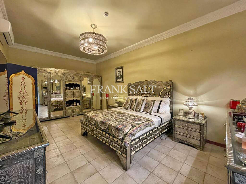 Mellieha, 5 Bedrooms Bedrooms, ,3 BathroomsBathrooms,For Sale,FRSA-042172