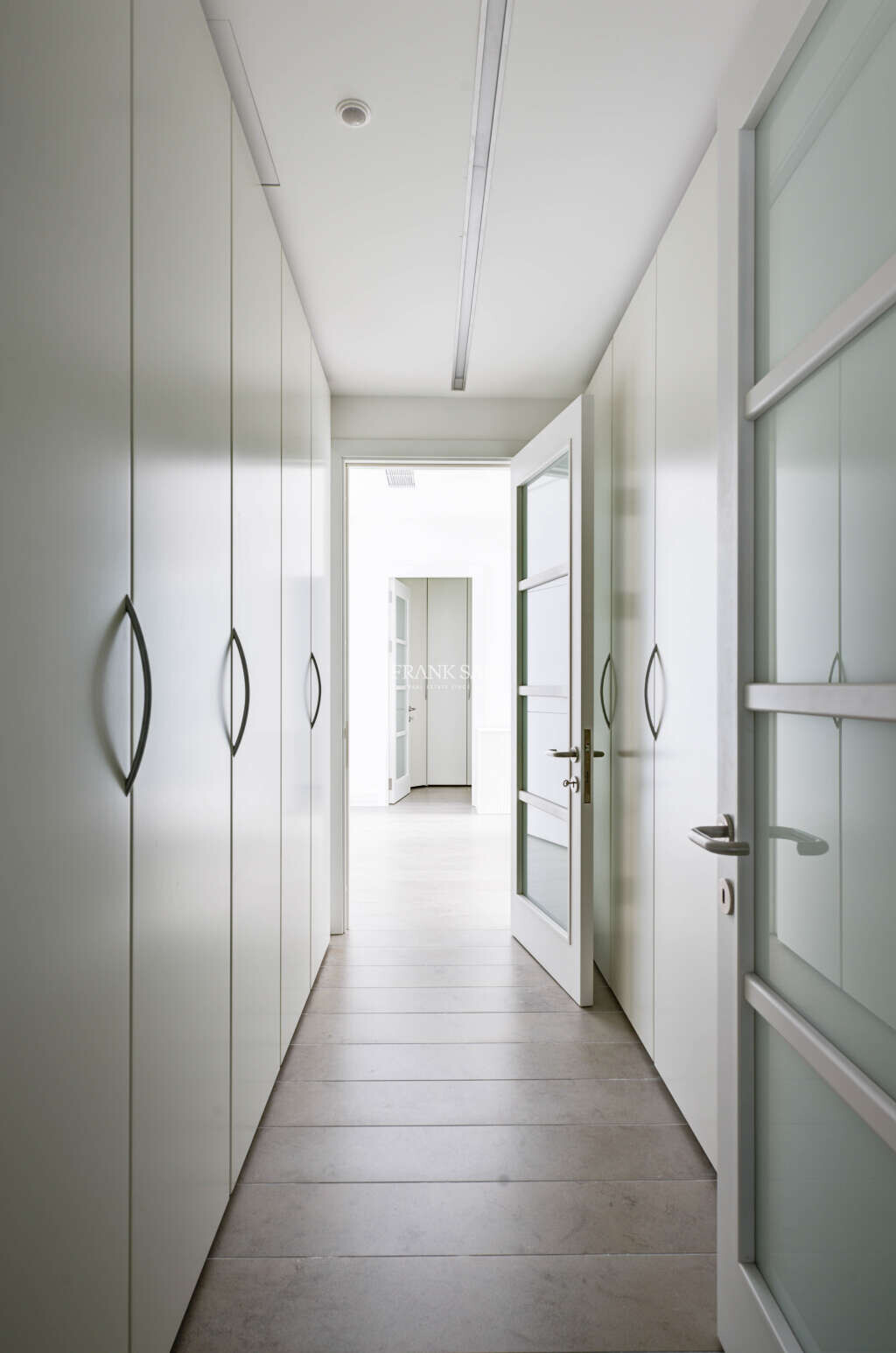 Portomaso, 3 Bedrooms Bedrooms, ,2 BathroomsBathrooms,For Sale,FRSA-916377