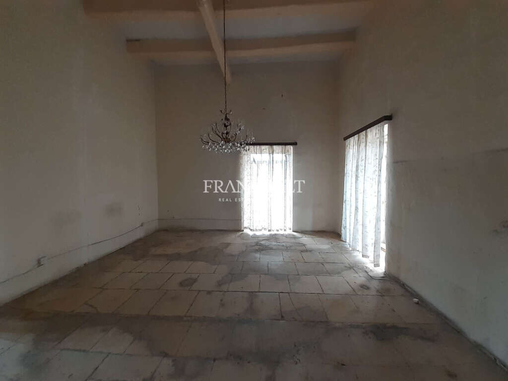 Qormi, 4 Bedrooms Bedrooms, ,2 BathroomsBathrooms,For Sale,FRSA-916344