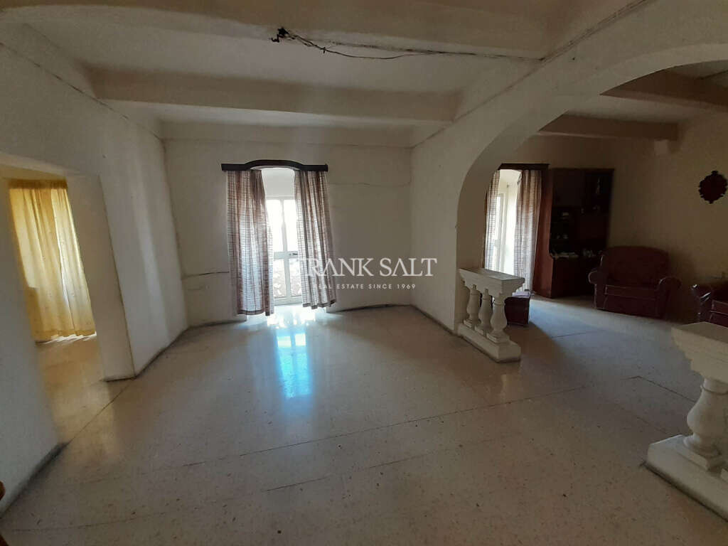Qormi, 4 Bedrooms Bedrooms, ,2 BathroomsBathrooms,For Sale,FRSA-916344