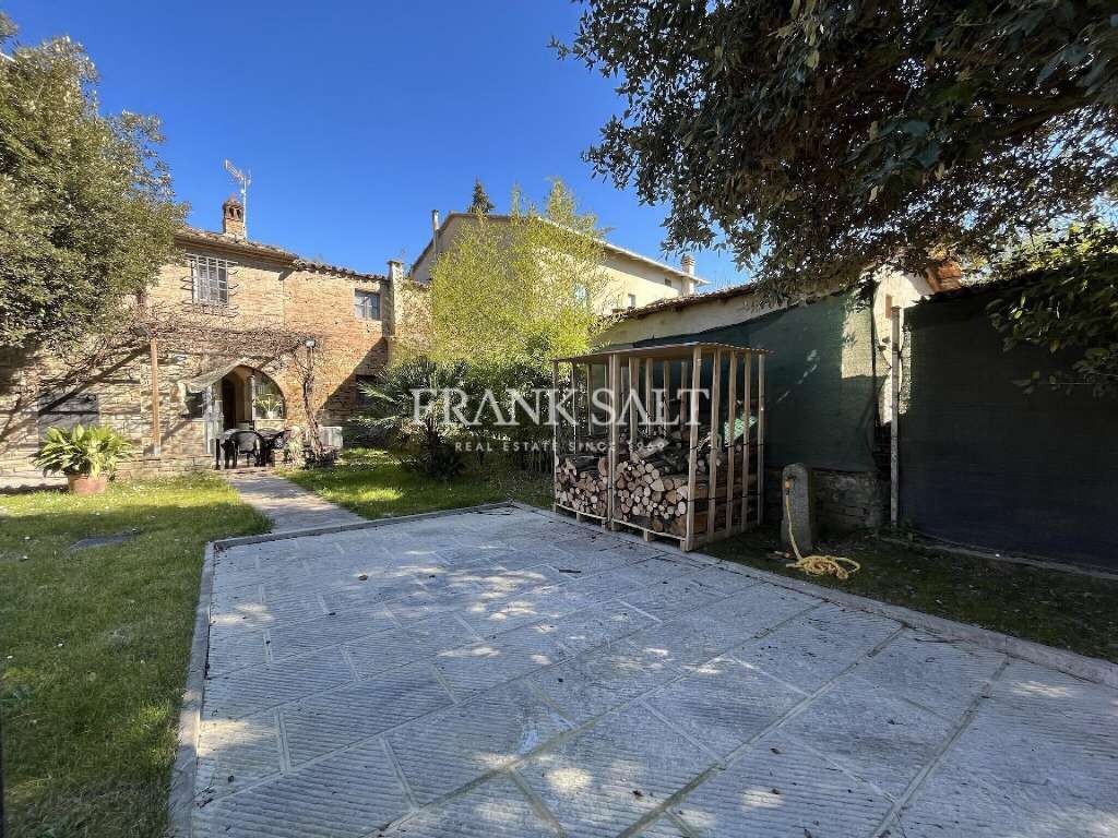 Tuscany, Arezzo, 2 Bedrooms Bedrooms, ,1 BathroomBathrooms,For Sale,FRSA-424962