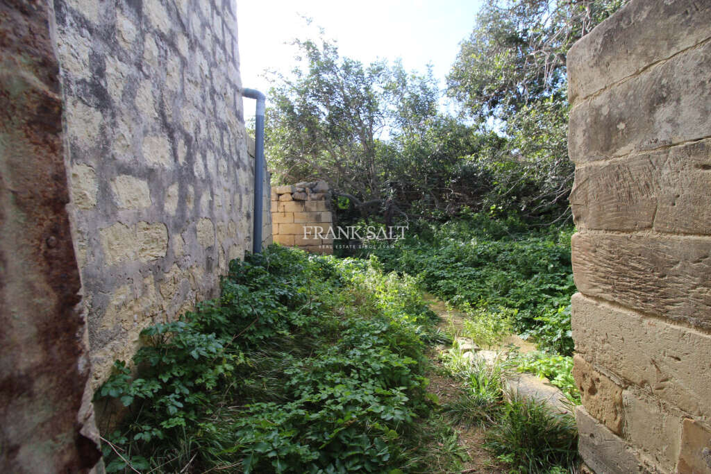 Zebbug, 3 Bedrooms Bedrooms, ,1 BathroomBathrooms,For Sale,FRSA-042654