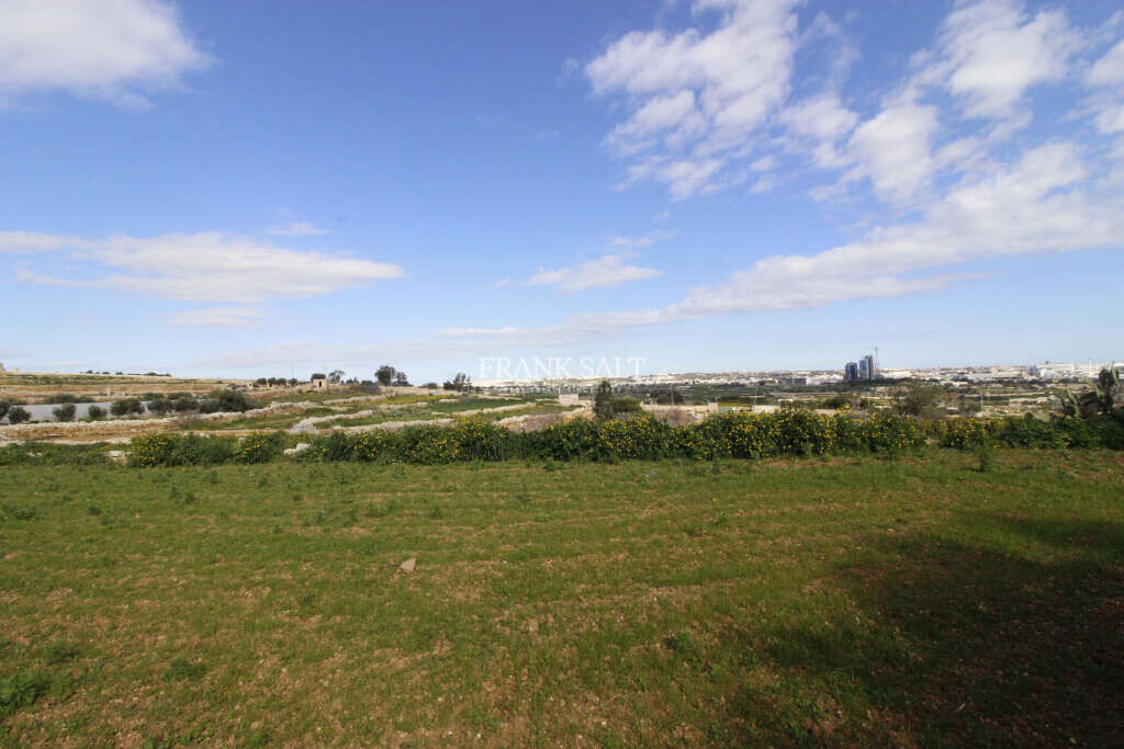 Zebbug, 3 Bedrooms Bedrooms, ,1 BathroomBathrooms,For Sale,FRSA-042654