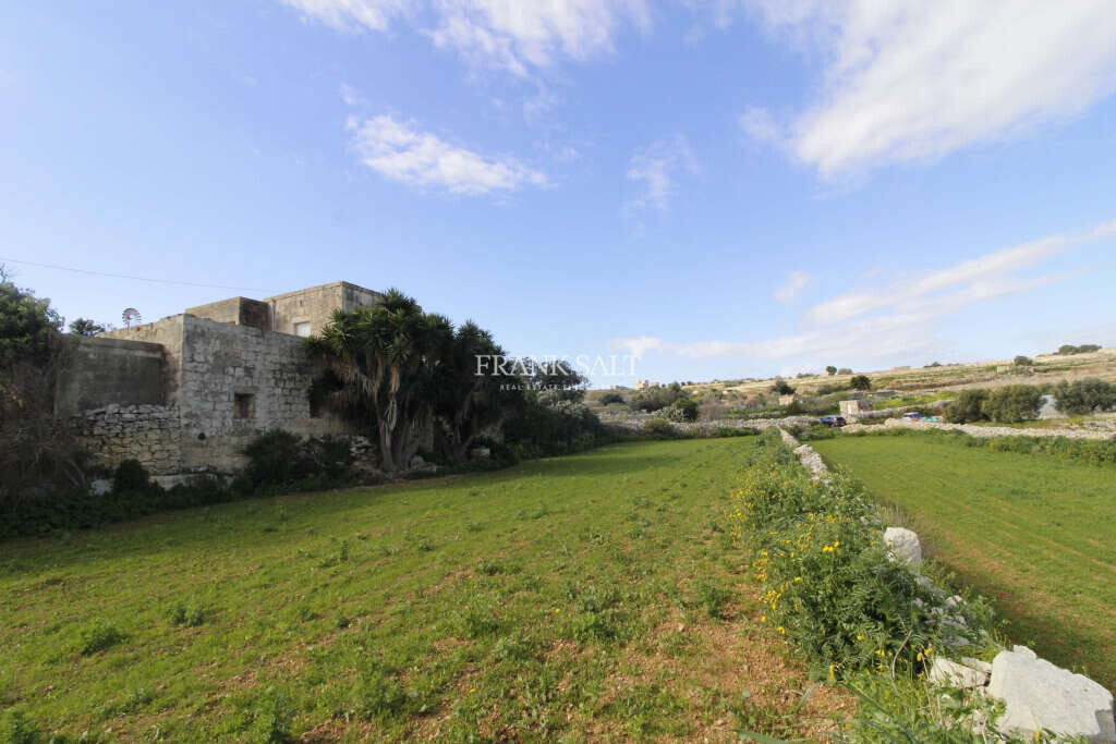 Zebbug, 3 Bedrooms Bedrooms, ,1 BathroomBathrooms,For Sale,FRSA-042654